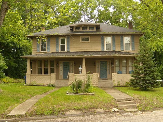 1st image of 1555 Beechwood Hts