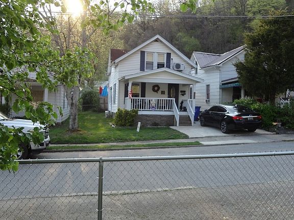 3rd image of 247 Preston St