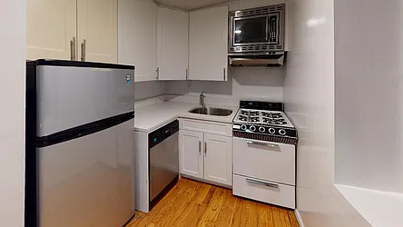 Rented by Bond New York