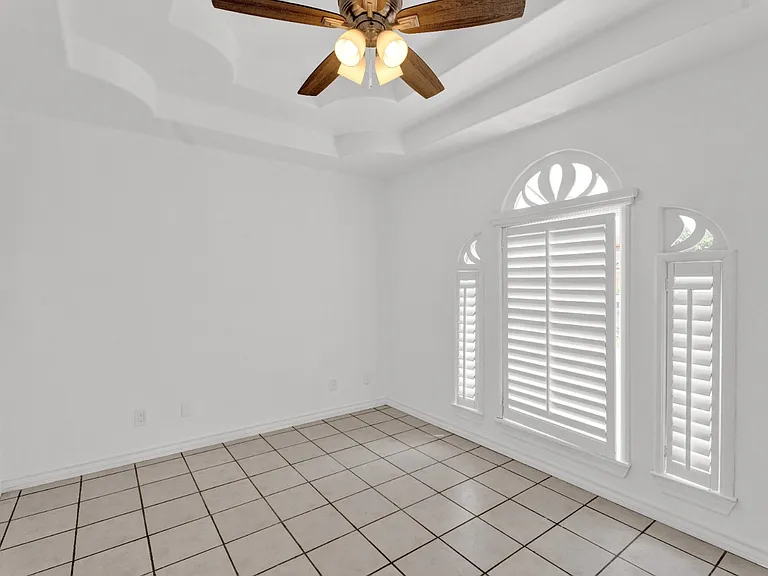 108 Lagos Ave — Photo 10