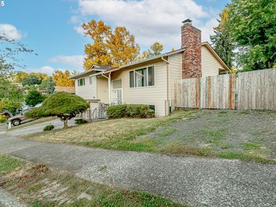 3670 SE El Camino Dr, Gresham, OR, 97080