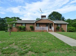 2468 Jennings Rd, Olin, NC 28660