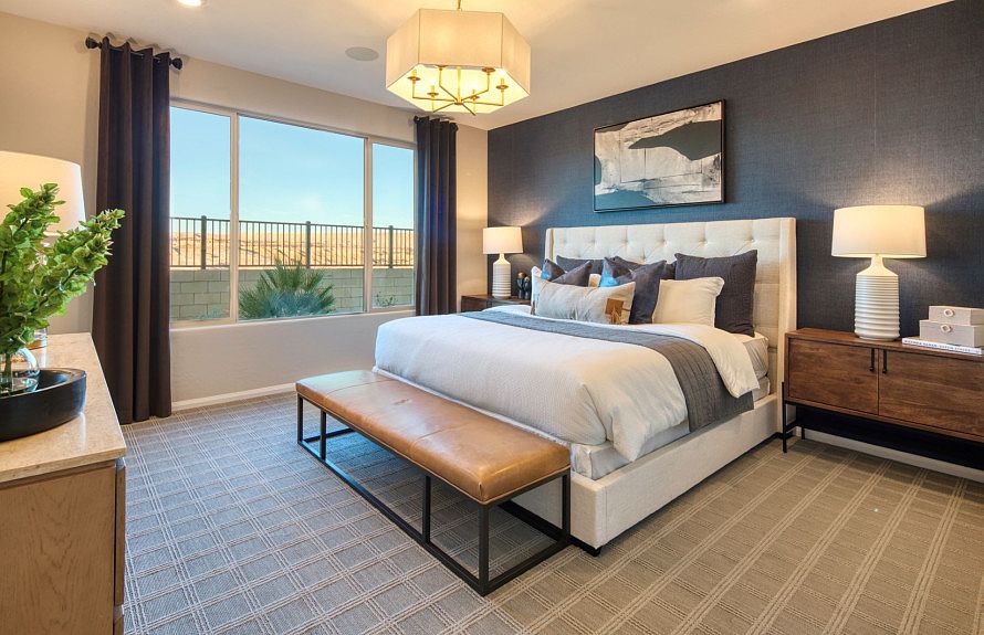 Spacious Owner s Suite