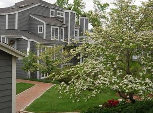 15 Spinnaker Cove Dr, Midlothian, VA 23112