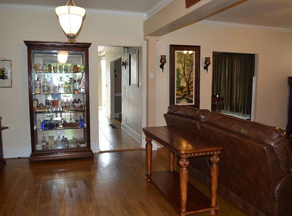 5th image of 1717 Franklin Ave