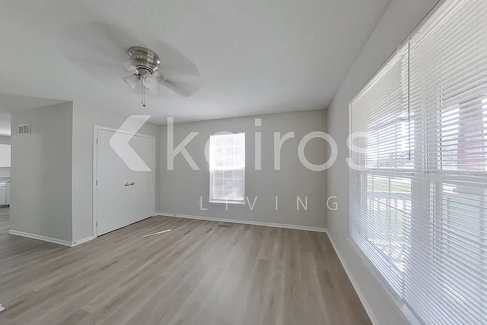 4415 The Paseo Blvd — Photo 8