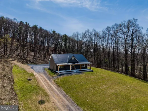 2 Kline Hollow Rd, Liverpool, PA 17045