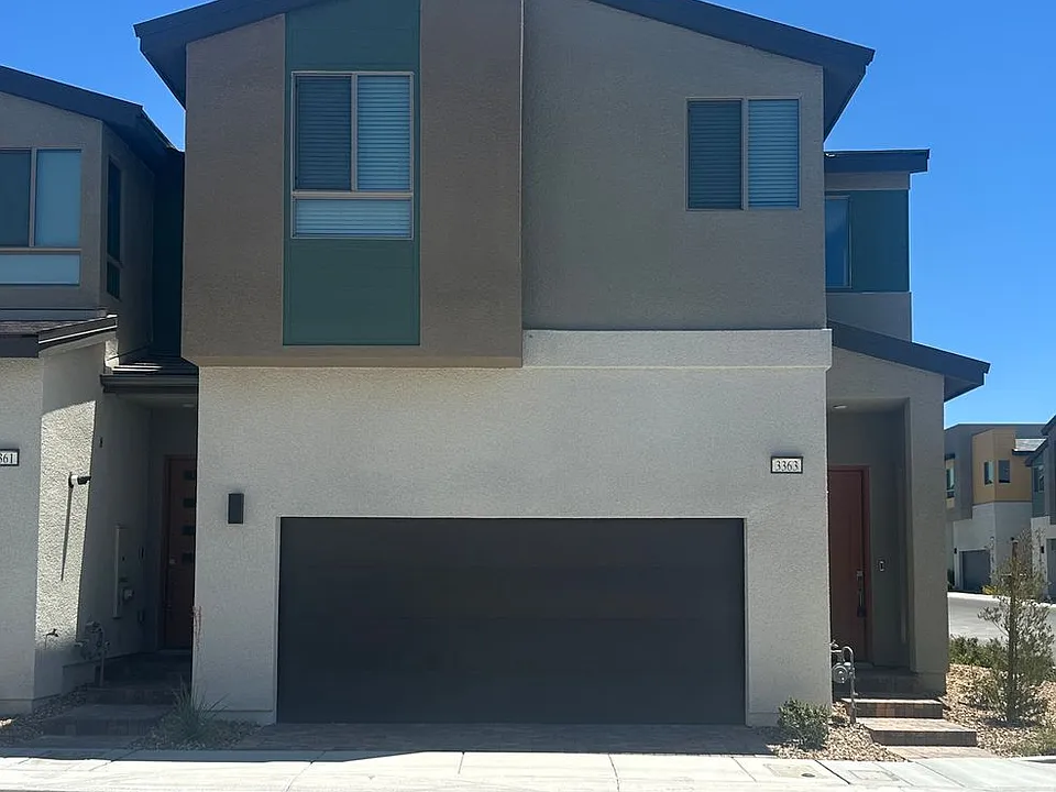3363 Via Tizzoni St