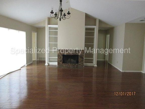 4th image of 6225 Bellaire Dr S