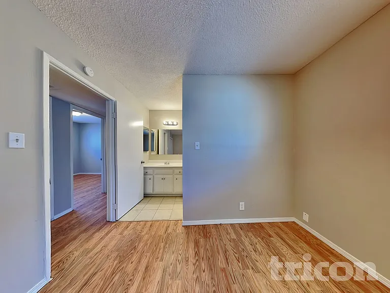 1645 Vance Way — Photo 8