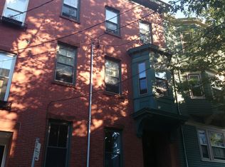 28 Oak St, Boston, MA 02129