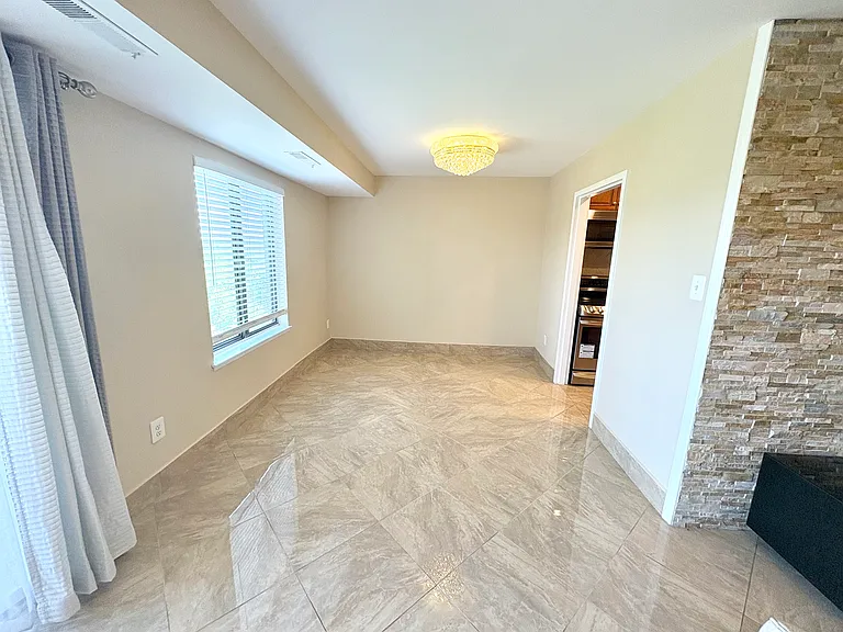 3101 S Manchester St #806 — Photo 4