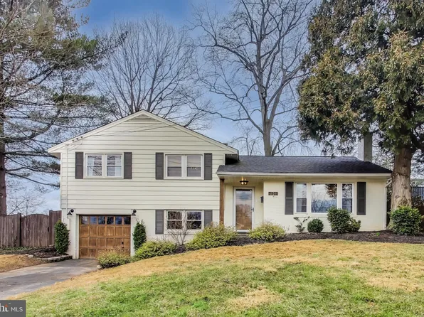 7311 Foxe Pl, Springfield, VA 22151