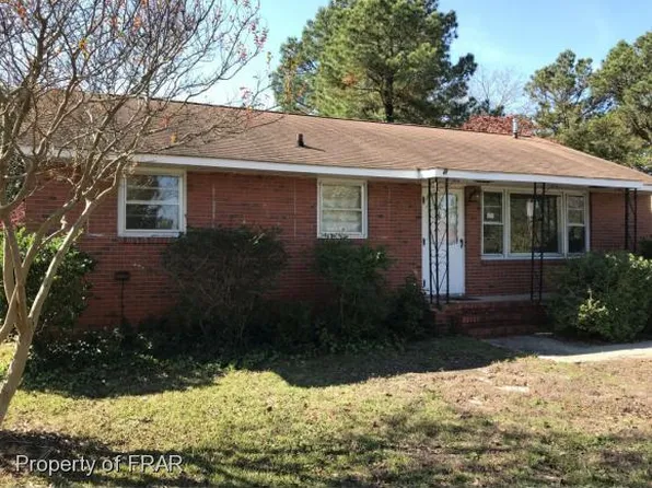 1818 Ireland Dr, Fayetteville, NC 28304