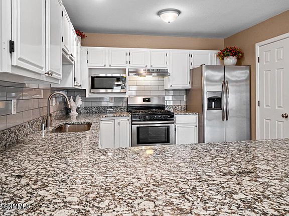 2nd image of 3863 Thurston Ct