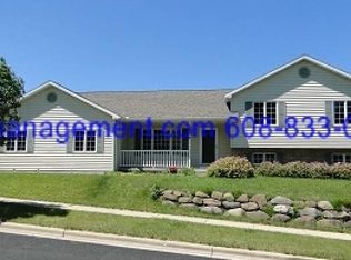 3306 Cosgrove Dr, Madison, WI 53719