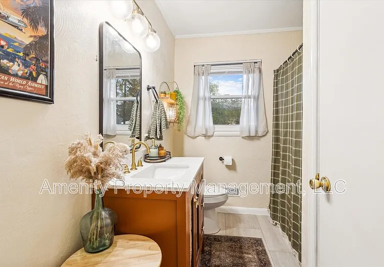 409 Caren Dr — Photo 22