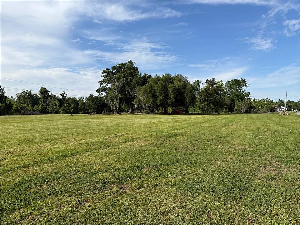 1st image of 428 Magnolia Ridge Rd