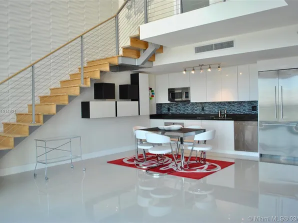 92 SW 3rd St APT 709, Miami, FL 33130