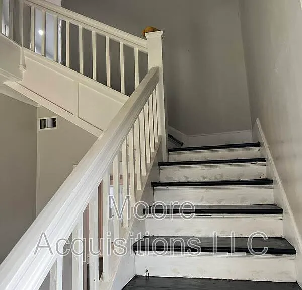 1018 W Sears St — Photo 3