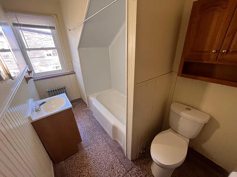 336 Gold St #3 — Photo 4