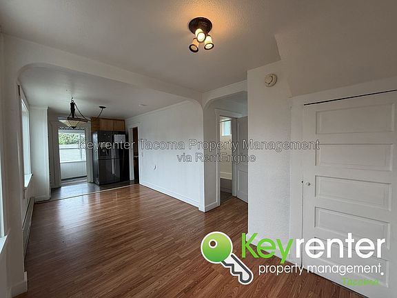 4th image of 3307 S 7th St