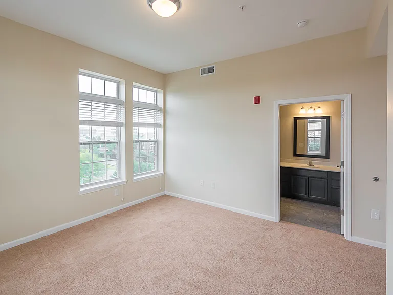 632MLK Apartments — Photo 49
