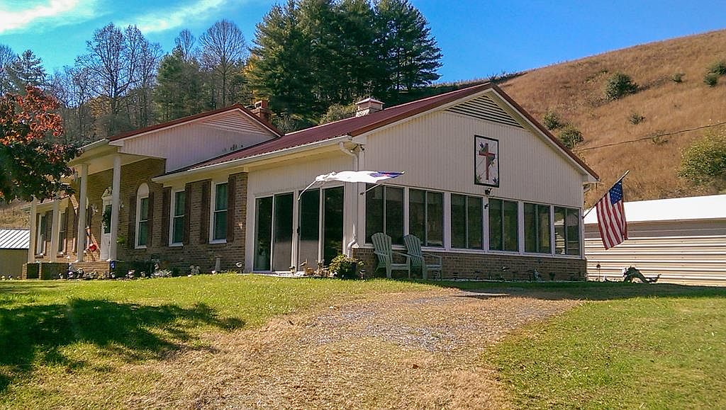 558 County Line Rd, Mouth Of Wilson, VA 24363 Zillow