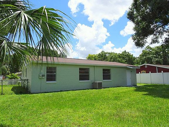4th image of 1007 Coconut Dr