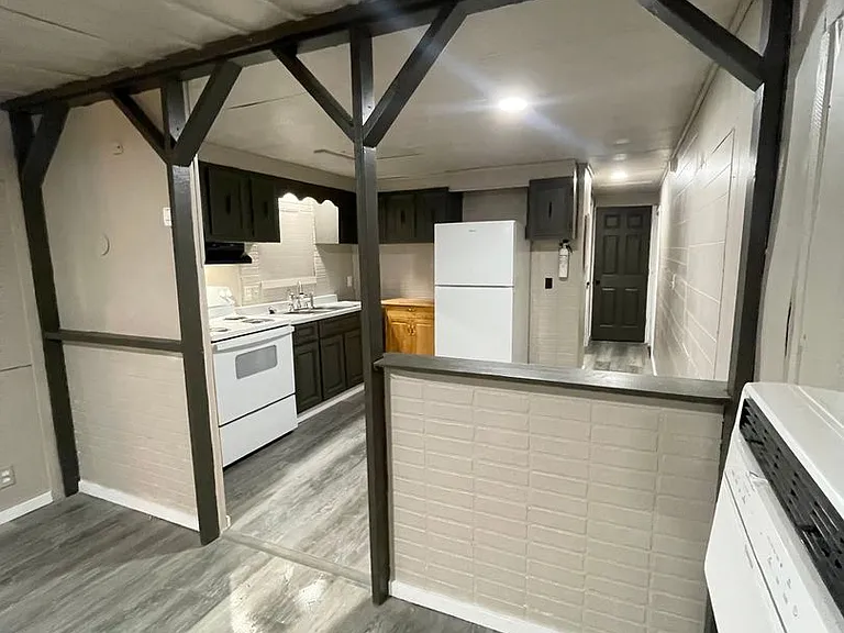 36 Birchwood Ct #11 — Photo 14