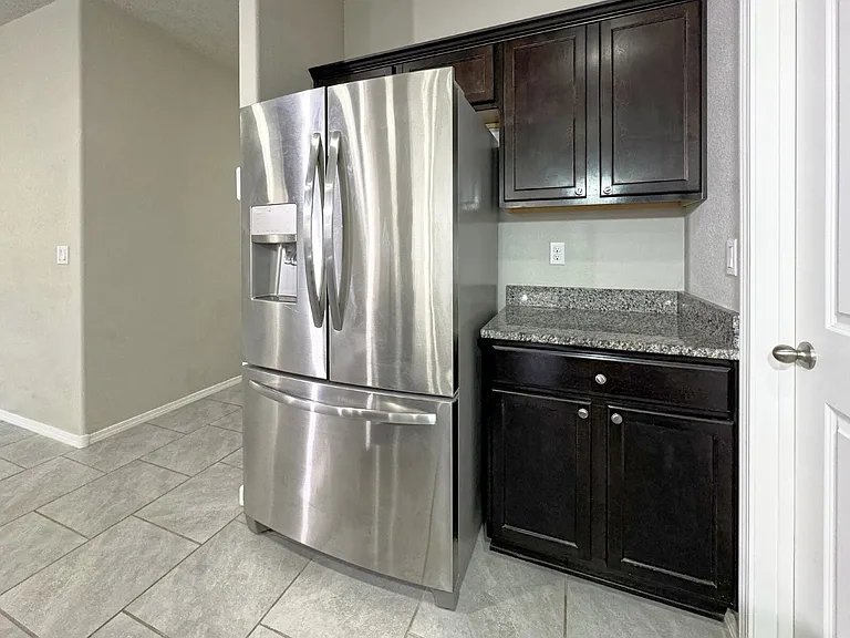 4143 Summit Park Rd NE — Photo 7