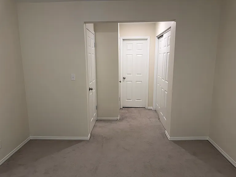4 Hartwell Ct #10 — Photo 9