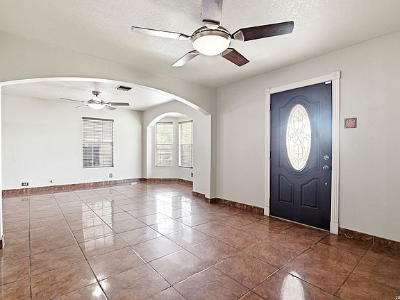 4th image of 235 Tampa Ave
