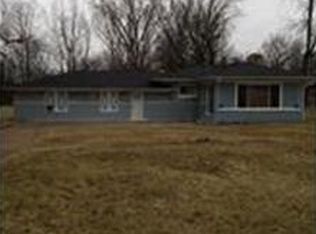 32272 Henry Ruff Rd, Romulus, MI 48174