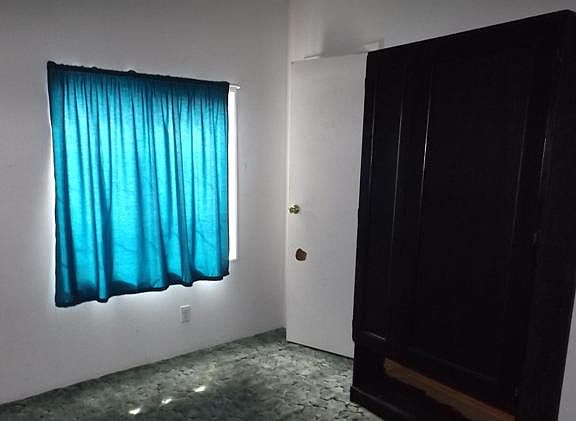 4th image of 410 Marshall Ave