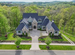 8119 Mountaintop Dr, College Grove, TN 37046