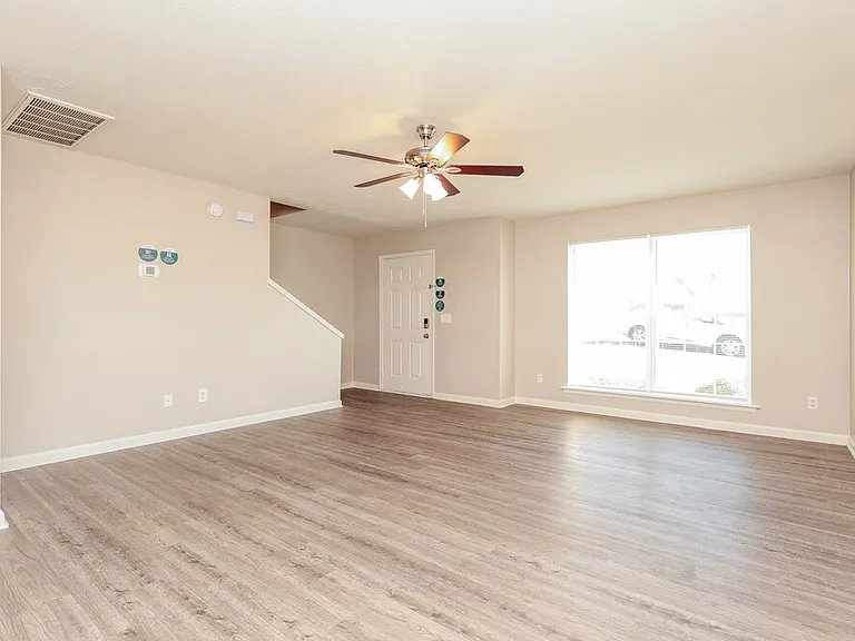 1313 E Nir Shreibman Blvd — Photo 4