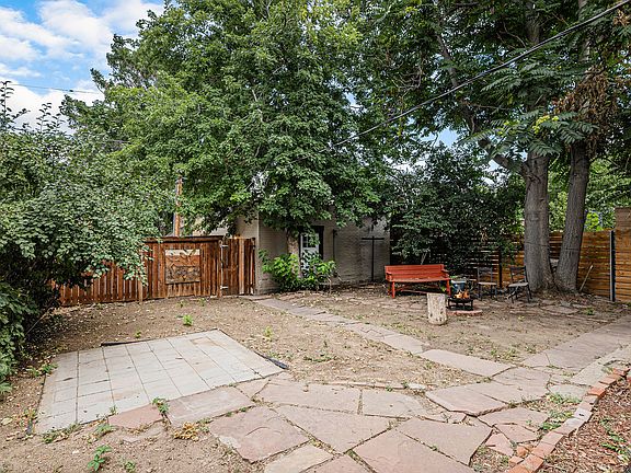 5th image of 1464 N Elizabeth St #1