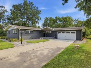 1360 Hemmeter Rd, Saginaw, MI 48638