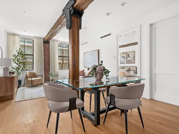 172 N 10th St APT 2A, Brooklyn, NY 11211