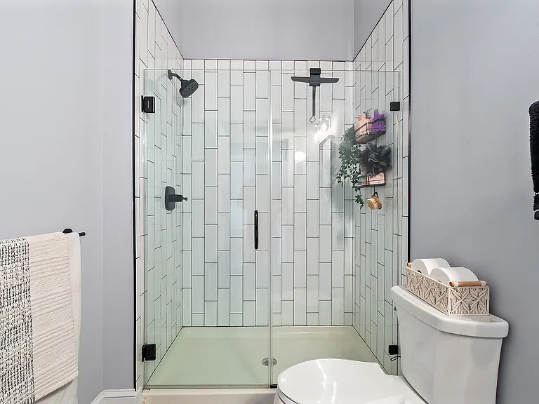 14 S Main St #4 — Photo 12