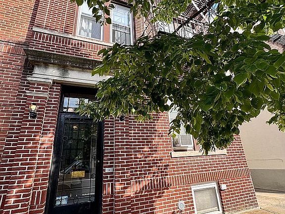 4th image of 31-29 47th St #1