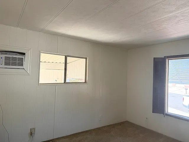 32160 Cody Ave — Photo 16