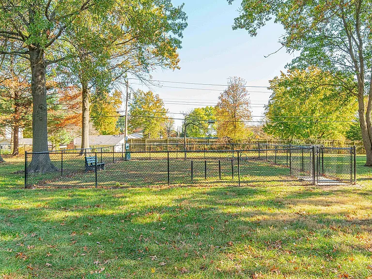 Peachtree — Photo 13