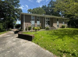 102 Circle Dr, Snow Hill, NC 28580