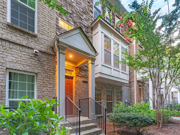 2166 Rock Creek Park, Decatur, GA 30033