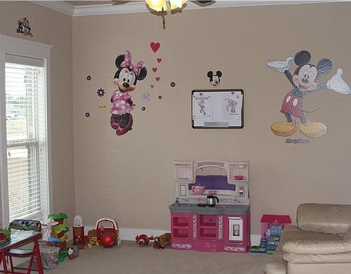 4th image of 12021 Poplar Dr