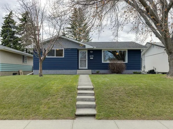 3215 N Boulton Rd NW, Calgary, AB T2L 1M2