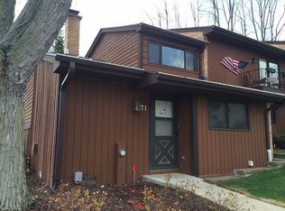 71 Mineola Rd, Fox Lake, IL 60020