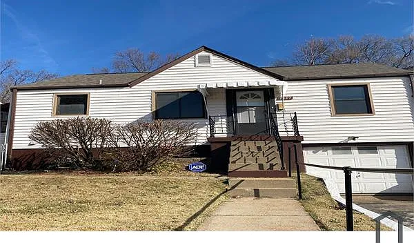 2 bed, 1000 sqft, $1,200 — Photo 2